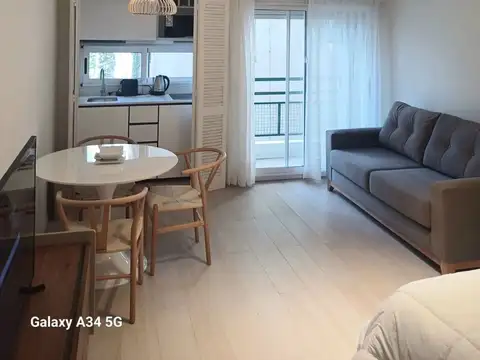 Departamento en Alquiler de Monoambiente
