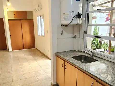 Depto Tipo Casa en Venta en Haedo, USD 48.000