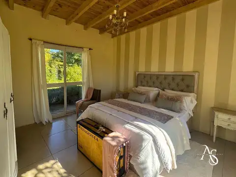 Casa 5 ambientes con 4 baños