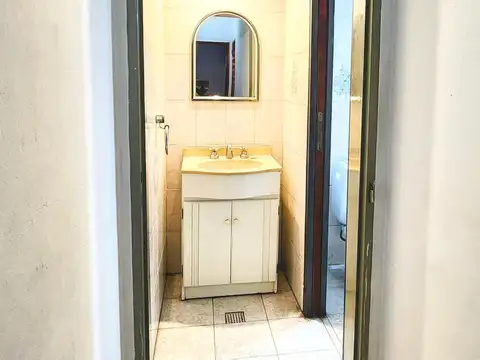 Departamento 3 Ambientes con Cochera incluida.