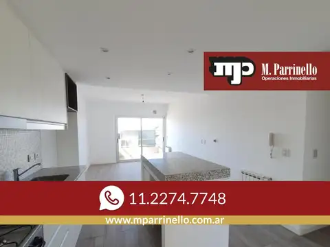 Impecable Departamento 2 ambientes, muy luminoso, con balcón y cochera- En Alquiler