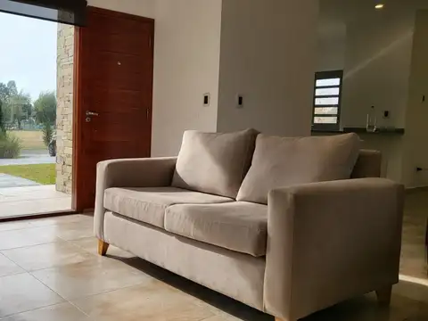 Casa en Alquiler Temporal de 2 dormitorios