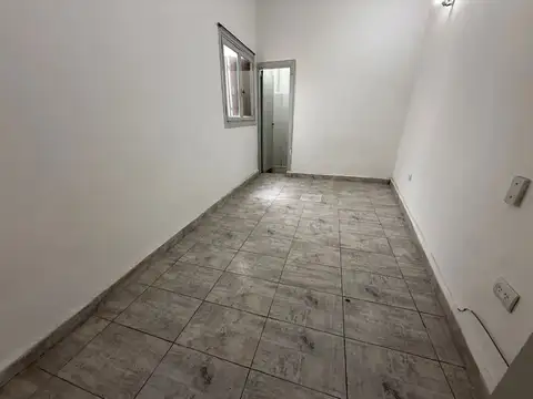Depto Tipo Casa en Venta en Valentín Alsina, USD 35.000