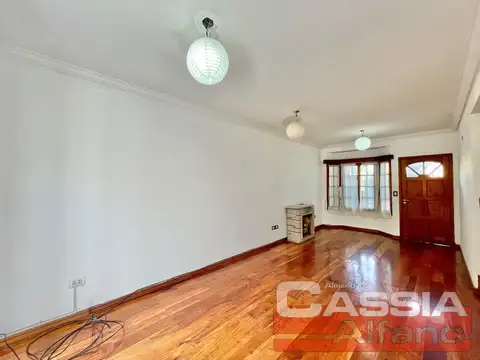 Depto Tipo Casa en Venta con 1 cocheras