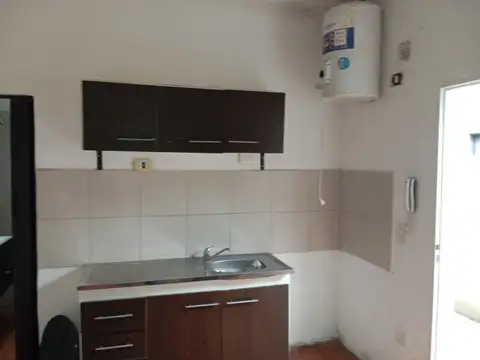 Depto Tipo Casa Monoambiente con 1 baño