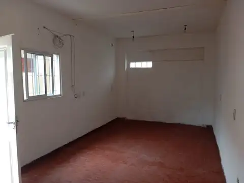 Depto Tipo Casa en Alquiler de Monoambiente