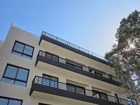 AV VELEZ SARSFIELD 900, Piso PB