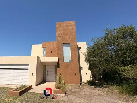 Casa en Unquillo barrio Lomas del Cigarral