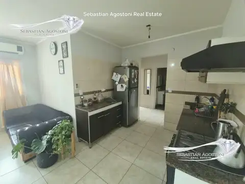 Alquiler PH 3 ambientes con cochera descubierta