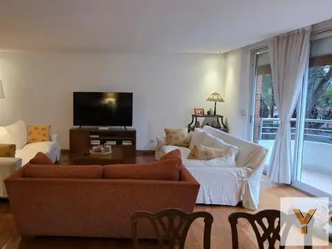 Departamento 6 ambientes con 4 baños