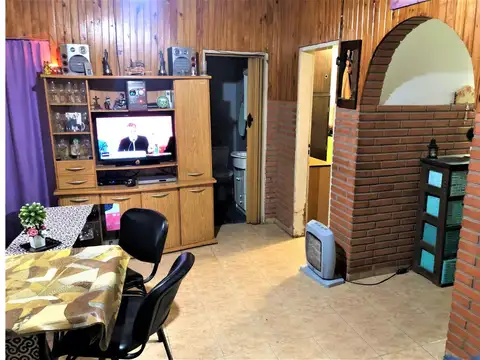 Casa en Venta en Villa Adelina, USD 140.000