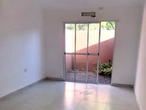 Departamento en Alquiler en De Vicenzo Grande, $ 550.000