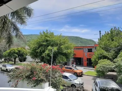 Exc.casa 3 Dorm C/cochera-pileta Jardin Mandarinos 100