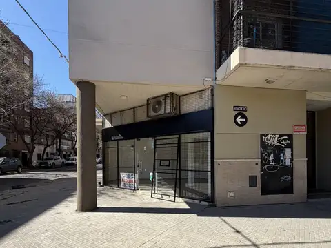 Local en Alquiler en República De La Sexta, $ 450.000