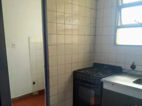 Zuviria 2400, Piso 2