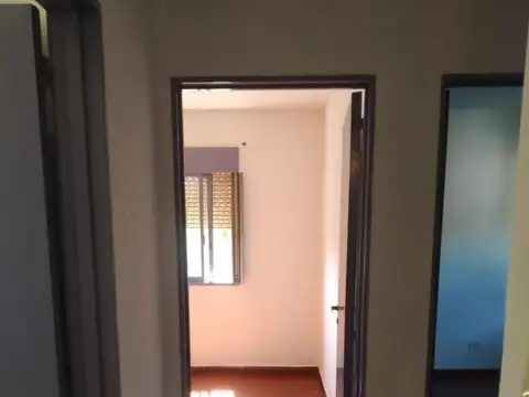 Zuviria 2400, Piso 2