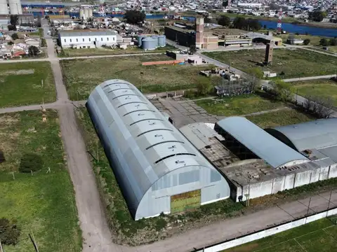 Galpon en Venta en Quequen, USD 790.000