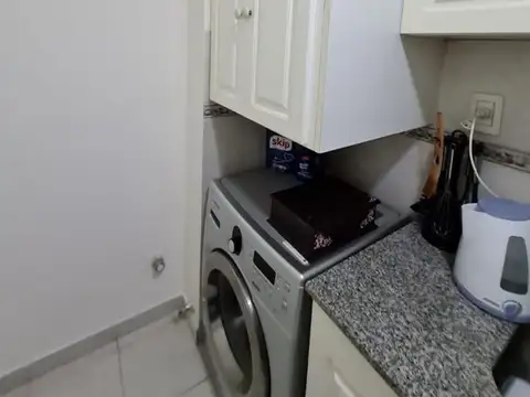 EN VENTA EN CIUDAD JARDIN EXCELENTE DEPARTAMENTO DE 1 DORMITORIO CON BALCON CORRIDO - FICHA 7647