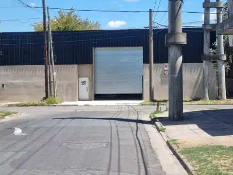 VENTA GALPON HURLINGHAM PERMUTA A ESTRENAR