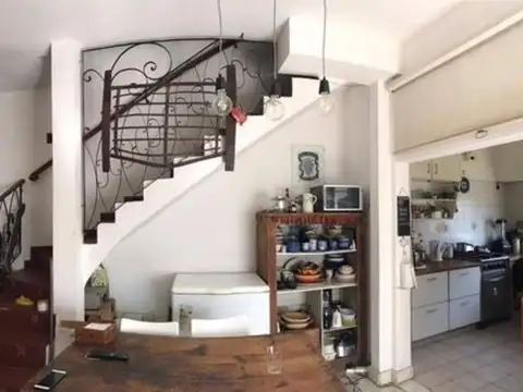 Depto Tipo Casa en Venta en El Palomar, USD 105.000