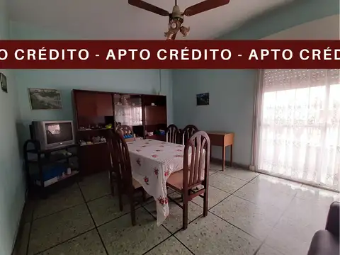 Departamento de tres ambientes, sin expensas.