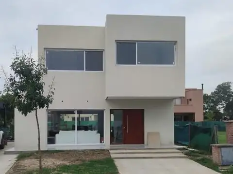 Casa Vila Marina I Villanueva Tigre 3 dormitorios y Piscina (posibilidad de amarra)