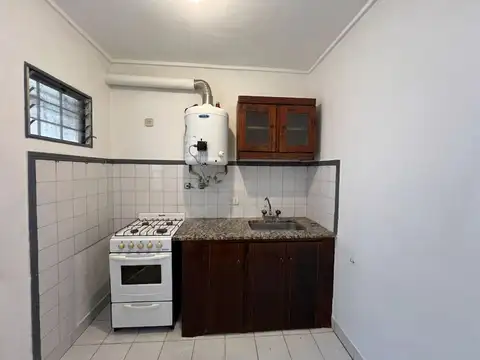 Depto Tipo Casa en Alquiler de 3 ambientes
