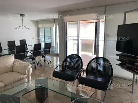 Departamento 5 ambientes con 4 baños