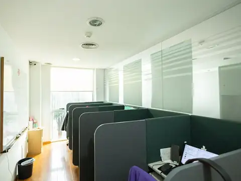 Microcentro. Edificio Mirador del Tineo, esquina Av. Belgrano y Balcarce 100
