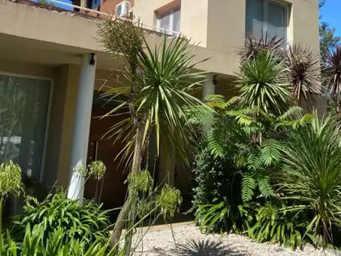 Casa en Venta en Carilo, USD 530.000