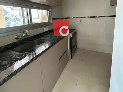 Departamento en Alquiler con 1 cocheras