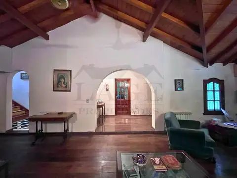 Casa en Venta en Maquinista F Savio, USD 240.000