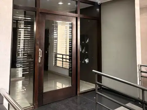 Suipacha 1300, Piso 6