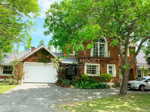 Casa en Venta de 4 dormitorios