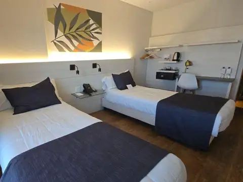 VENTA-OFICINA/HABITACION-  IMPORTANTE HOTEL DE ROSARIO-BV.RONDEAU 100-ROSARIO