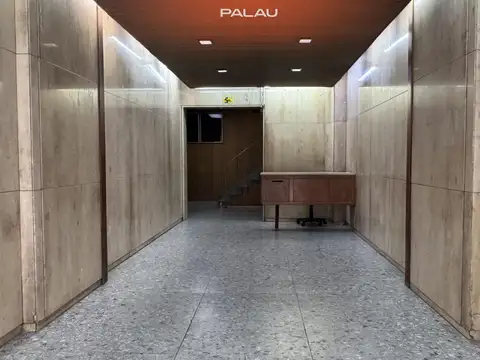 Ver Video - Oficina de 3 ambientes con baño - Reciclada