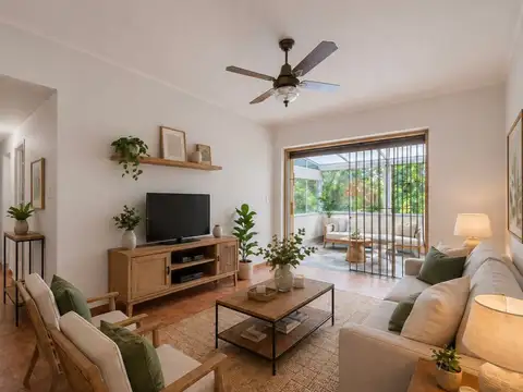 Dpto 3 Ambientes con Jardín