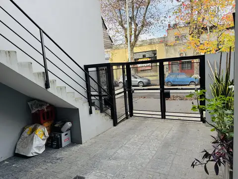 Depto Tipo Casa en Venta en Villa Devoto, USD 250.000