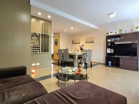 Avenida Juan Bautista Justo 5900, Piso 1