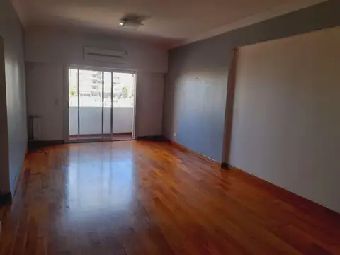 Departamento en Alquiler en Ramos Mejia, $ 1.400.000