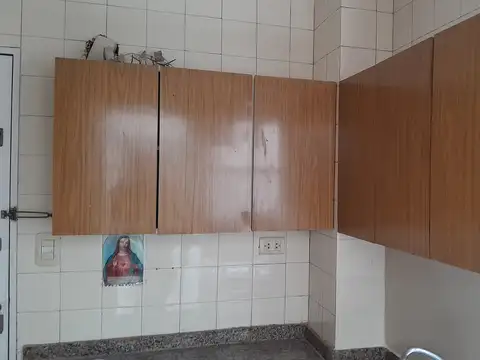 Muy buen departamento de 4 Ambientes, luminoso en Palermo Sobre calle Paraguay al 4500