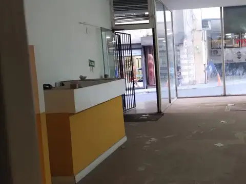 Local en Alquiler en Centro, USD 2.500