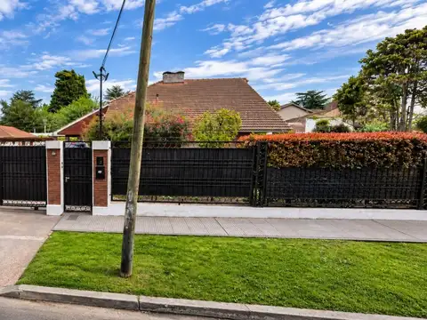 Casa en Venta en Quilmes, USD 530.000