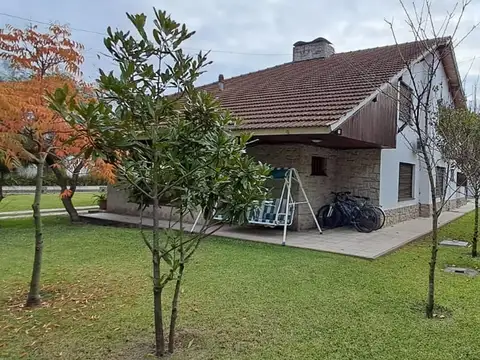Casa 5 ambientes Quilmes en Venta