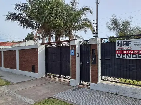 Casa 5 ambientes Quilmes en Venta