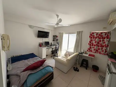 Departamento en Venta en Flores Sur, USD 65.000