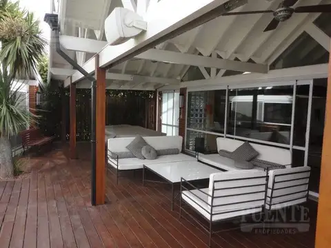 Casa en Venta en Campos De Echeverria, USD 230.000