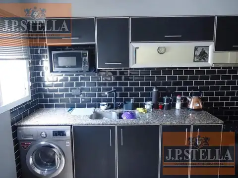 Dpto 2 Ambientes Contra Frente 48 m² Cub. en  San Justo (Centro)