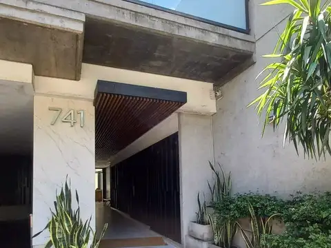 Departamento en Alquiler en Barrio Sur, $ 500.000