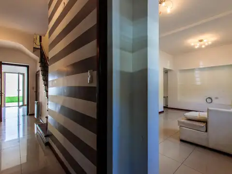 Casa en Venta en Barrio España y Hospitales, USD 360.000